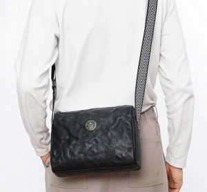 Túi Đeo Chéo Nam Da Bò Cao Cấp W6246