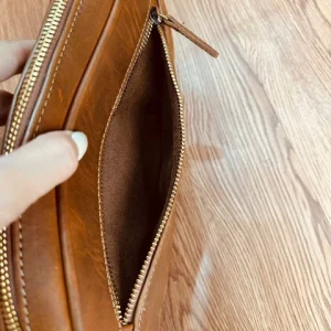 túi đeo chéo da bò