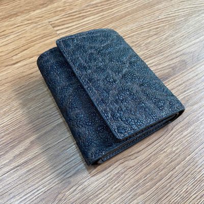 ví da voi gập ba dáng đứng