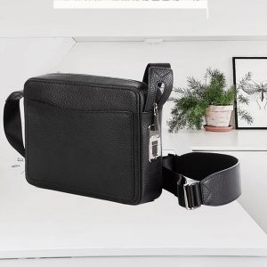 Túi Đeo Chéo Thời Trang Nam V2424