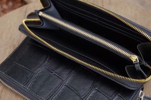 Ví Clutch Cầm Tay Nam Da Cá Sấu CL04