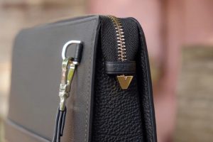 Clutch Da Bò Togo Khóa Vân Tay CL07