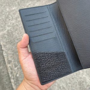 Ví nam dài cầm tay da cá mập CM28