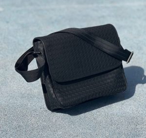 TÚI ĐEO CHÉO DA BÒ CAO CẤP 2592