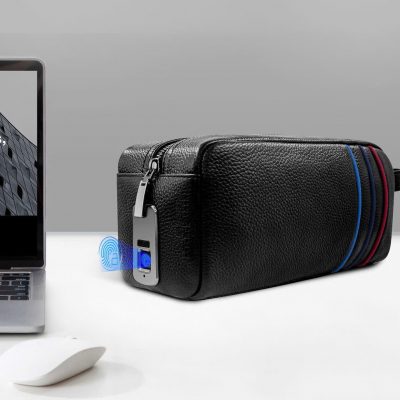 CLUTCH CẦM TAY DA BÒ V2217