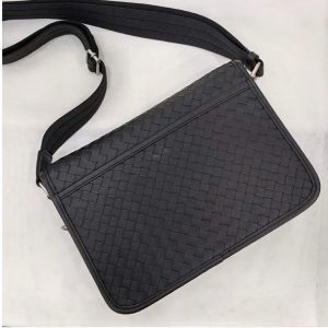 TÚI ĐEO CHÉO DA BÒ CAO CẤP 831