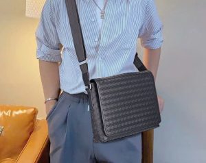 TÚI ĐEO CHÉO DA BÒ CAO CẤP 3854-2