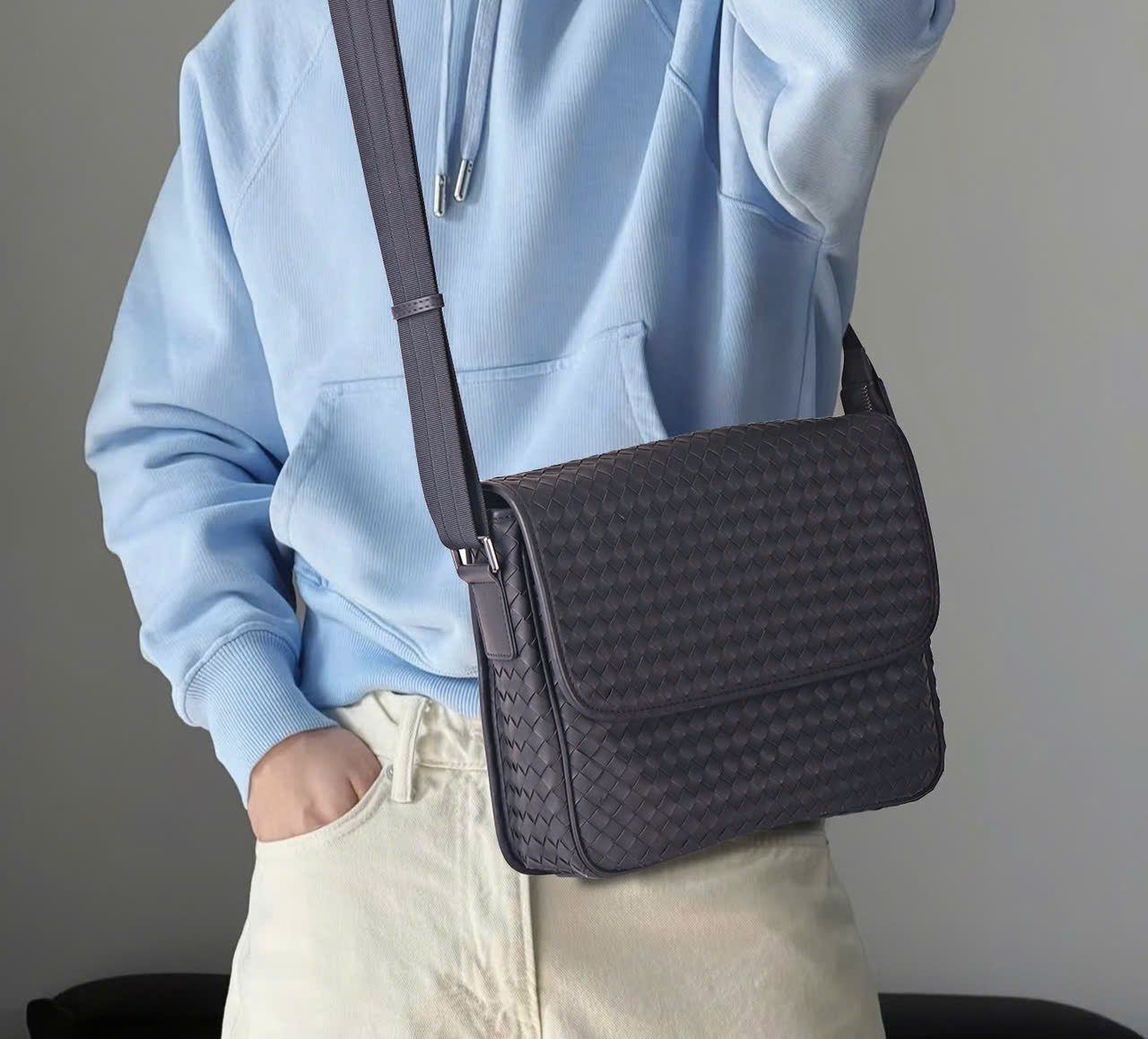 TÚI ĐEO CHÉO DA BÒ CAO CẤP 2592 - Ảnh 7