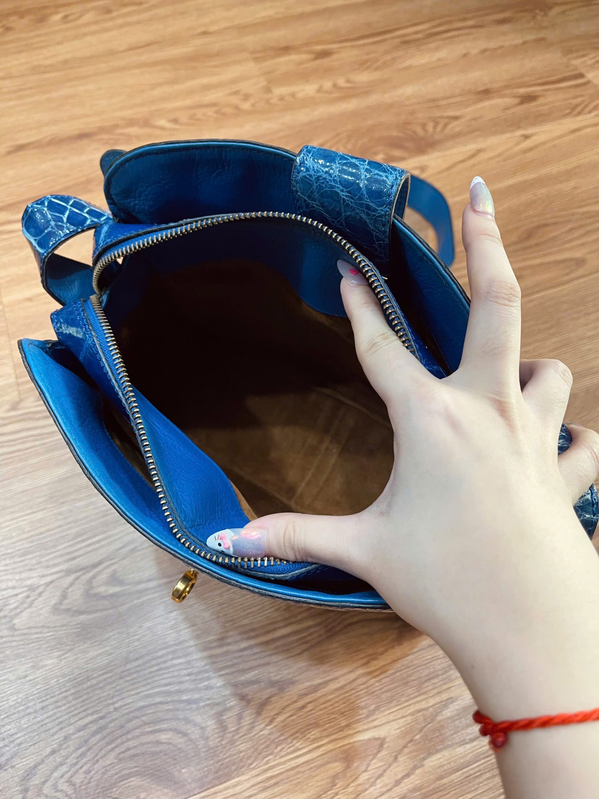 TÚI ĐEO CHÉO NỮ DA CÁ SẤU ALLIGATOR CCSBK02