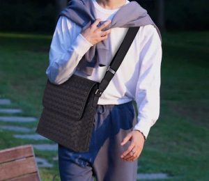 TÚI ĐEO CHÉO DA BÒ CAO CẤP 6633-1