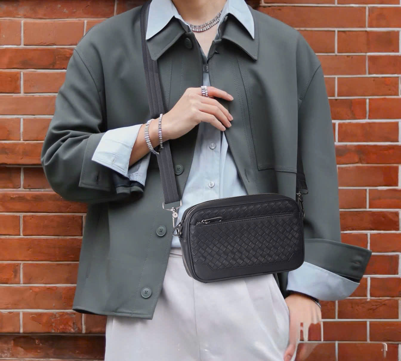 TÚI ĐEO CHÉO DA BÒ CAO CẤP 2595 - Ảnh 9