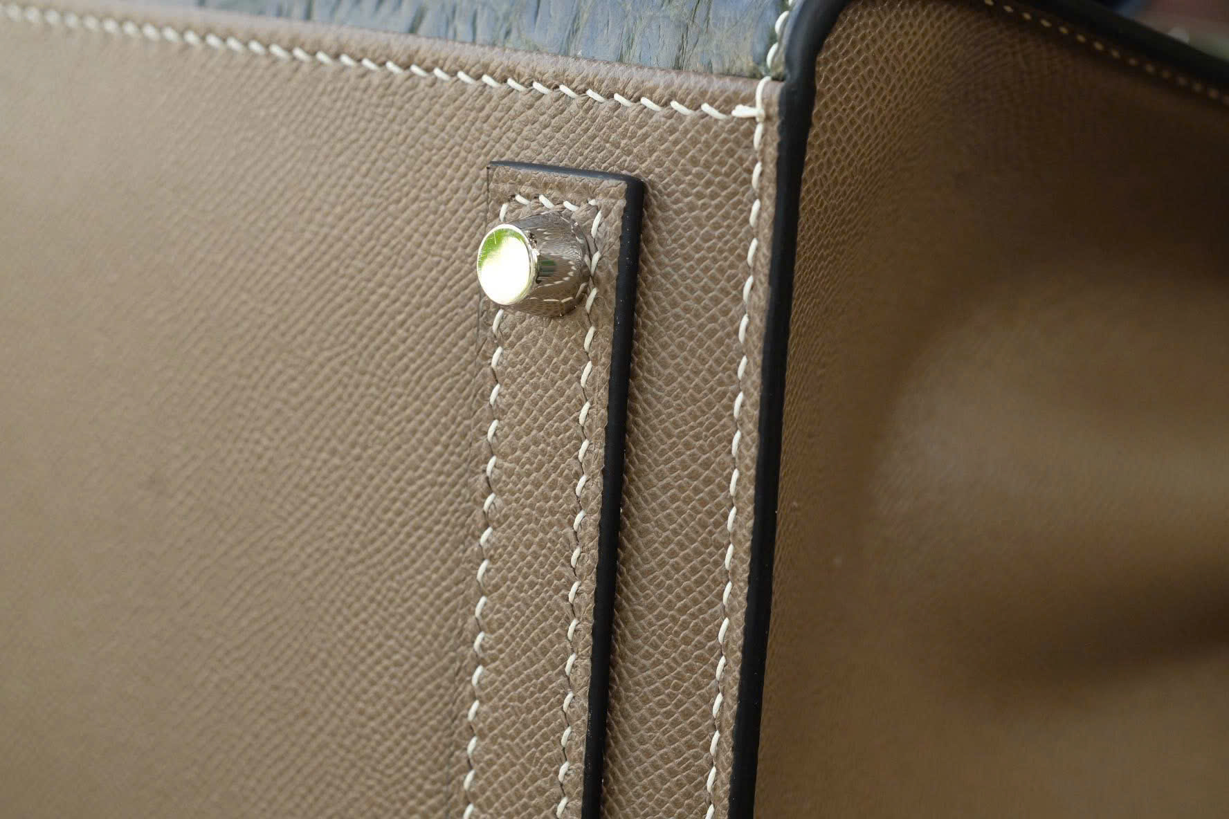 CLUTCH CẦM TAY DA CÁ SẤU PHÁP PHỐI DA BÒ EPSOM CL180 - Ảnh 5