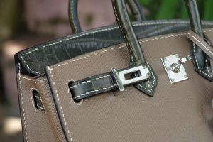 CLUTCH CẦM TAY DA CÁ SẤU PHÁP PHỐI DA BÒ EPSOM CL180
