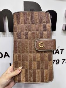 5 vật dụng cần thiết nam giới nên có trong balo