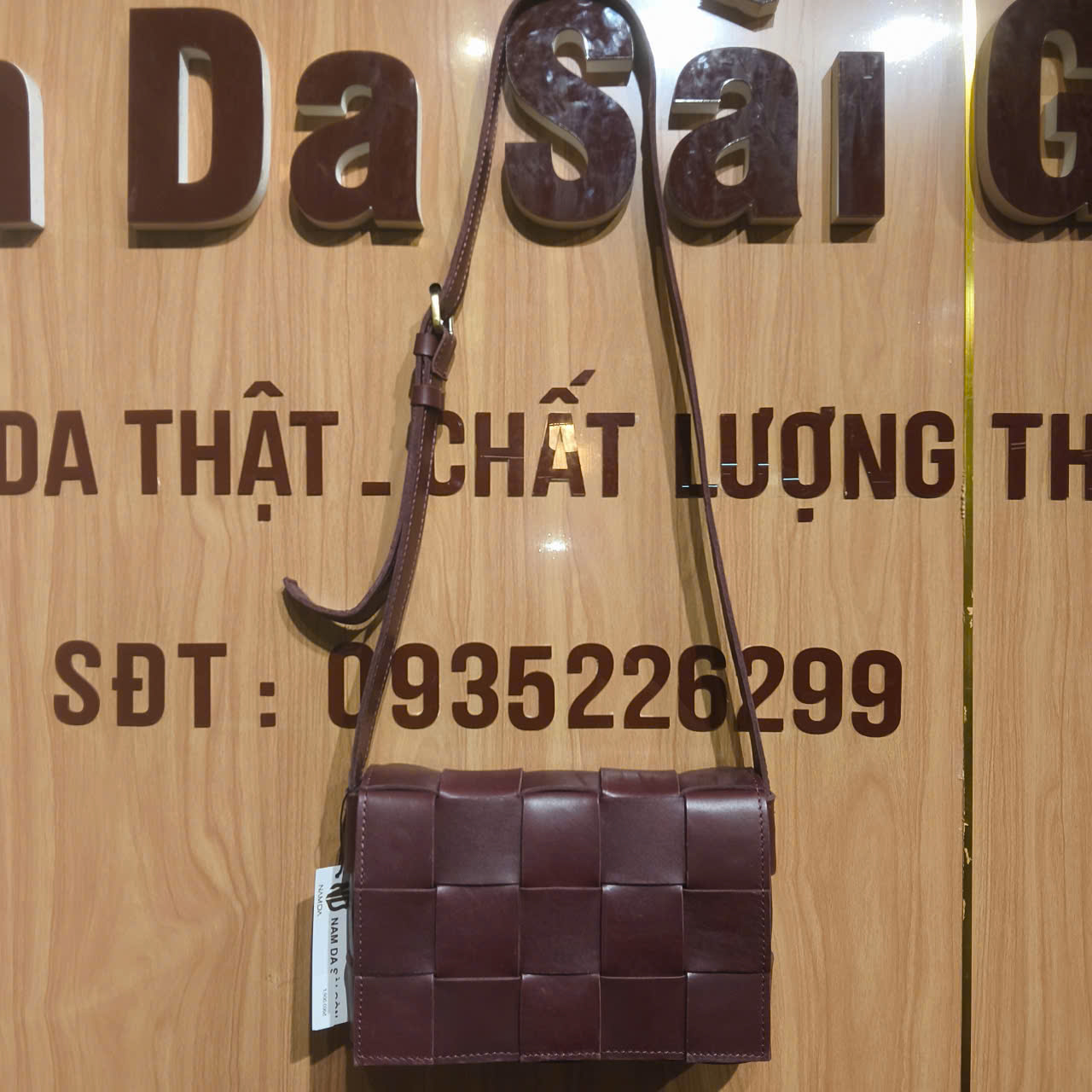 TÚI XÁCH NỮ DA BÒ ĐEO CHÉO NAM DA SÀI GÒN TN69 - Ảnh 2